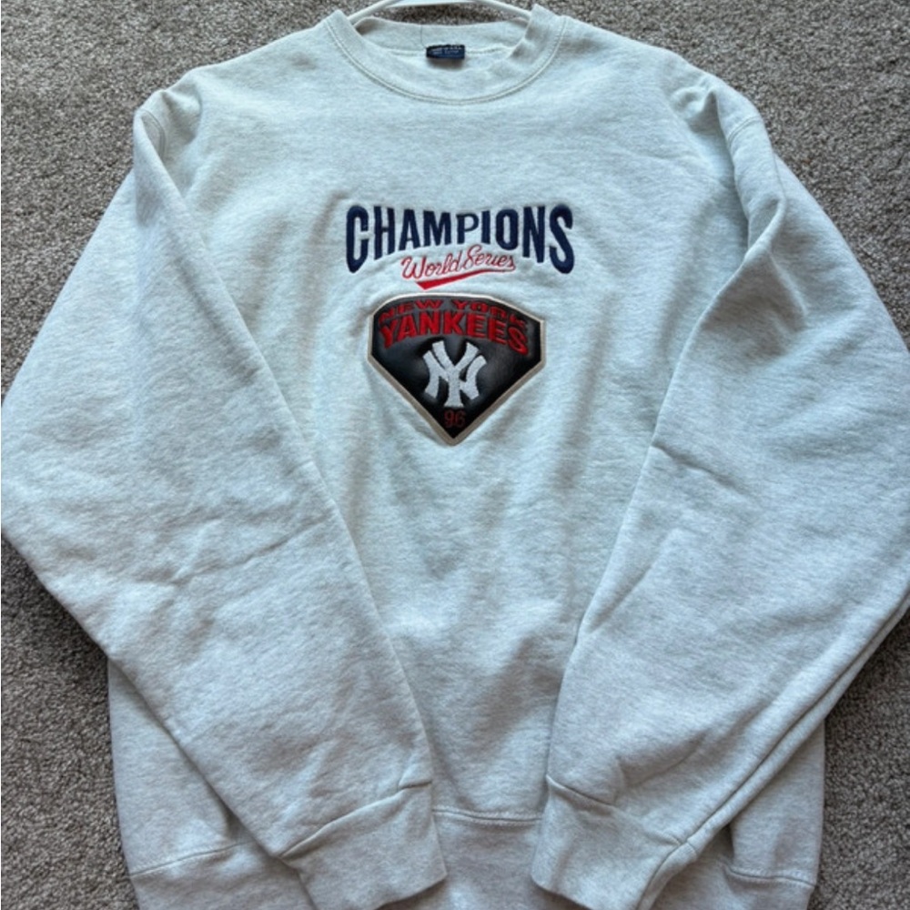 Champion Gray Crewneck Sweater